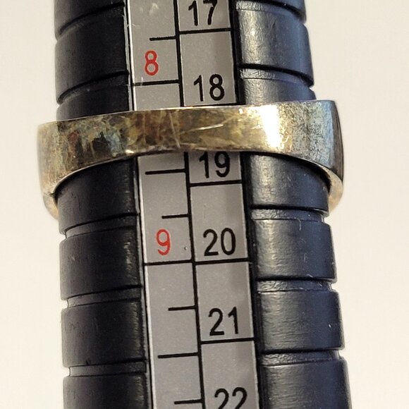 Vintage Silver and Mother of Pearl Ring Size 9 - Picture 6 of 15